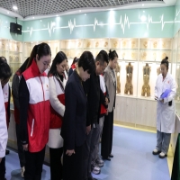 生命之光·永恒禮贊|我校舉行遺體捐獻(xiàn)者緬懷紀(jì)念活動(dòng)